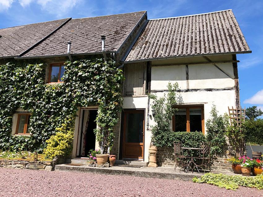 La Ferme Studio Apartments Condé-sur-Noireau Exteriör bild